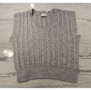 Cupcakes and Cashmere Sweater Vest Womens Small Grey Cableknit Preppy Soft
